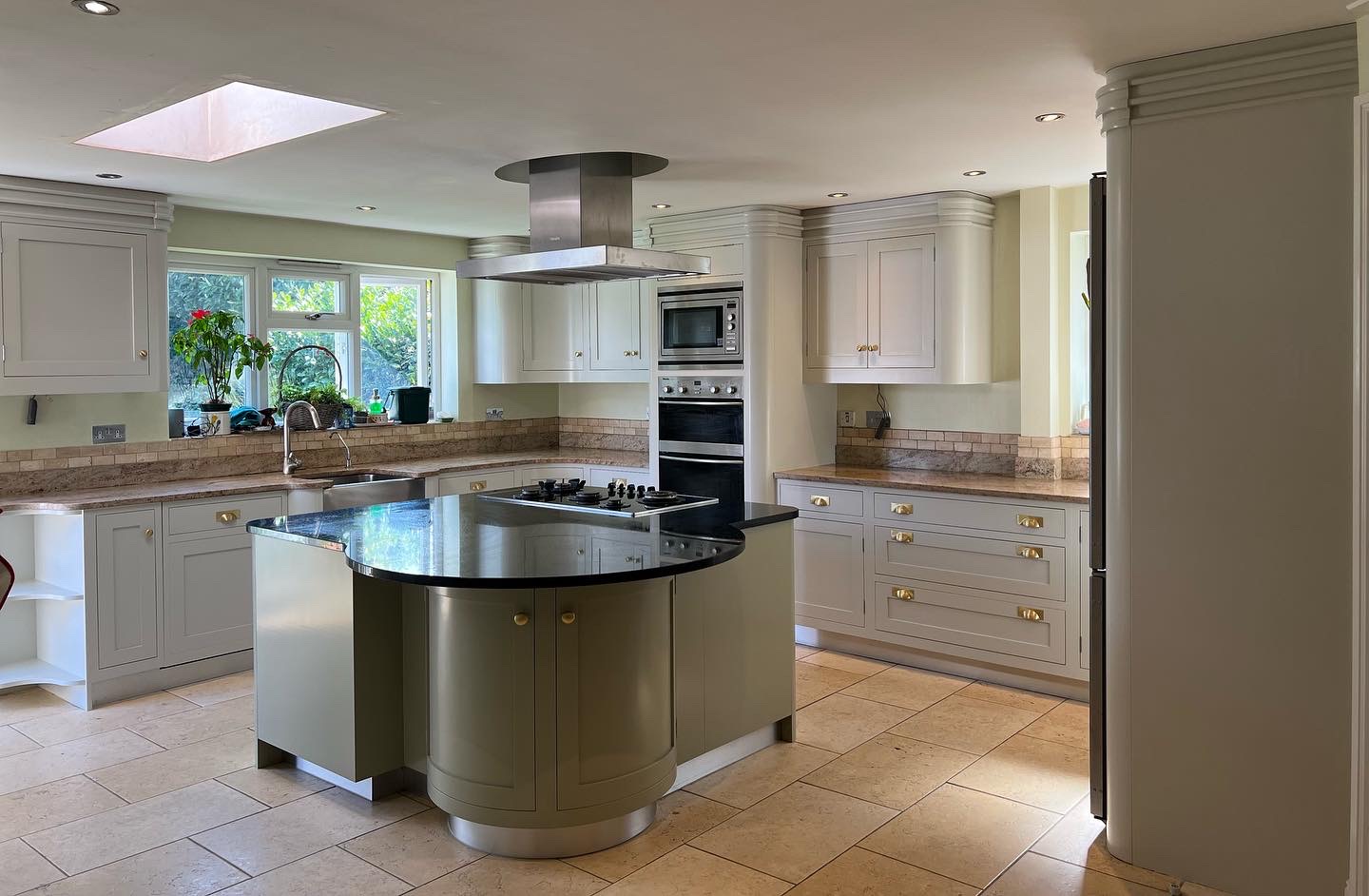 Kitchen transformed after professional hand painting and refurbishment