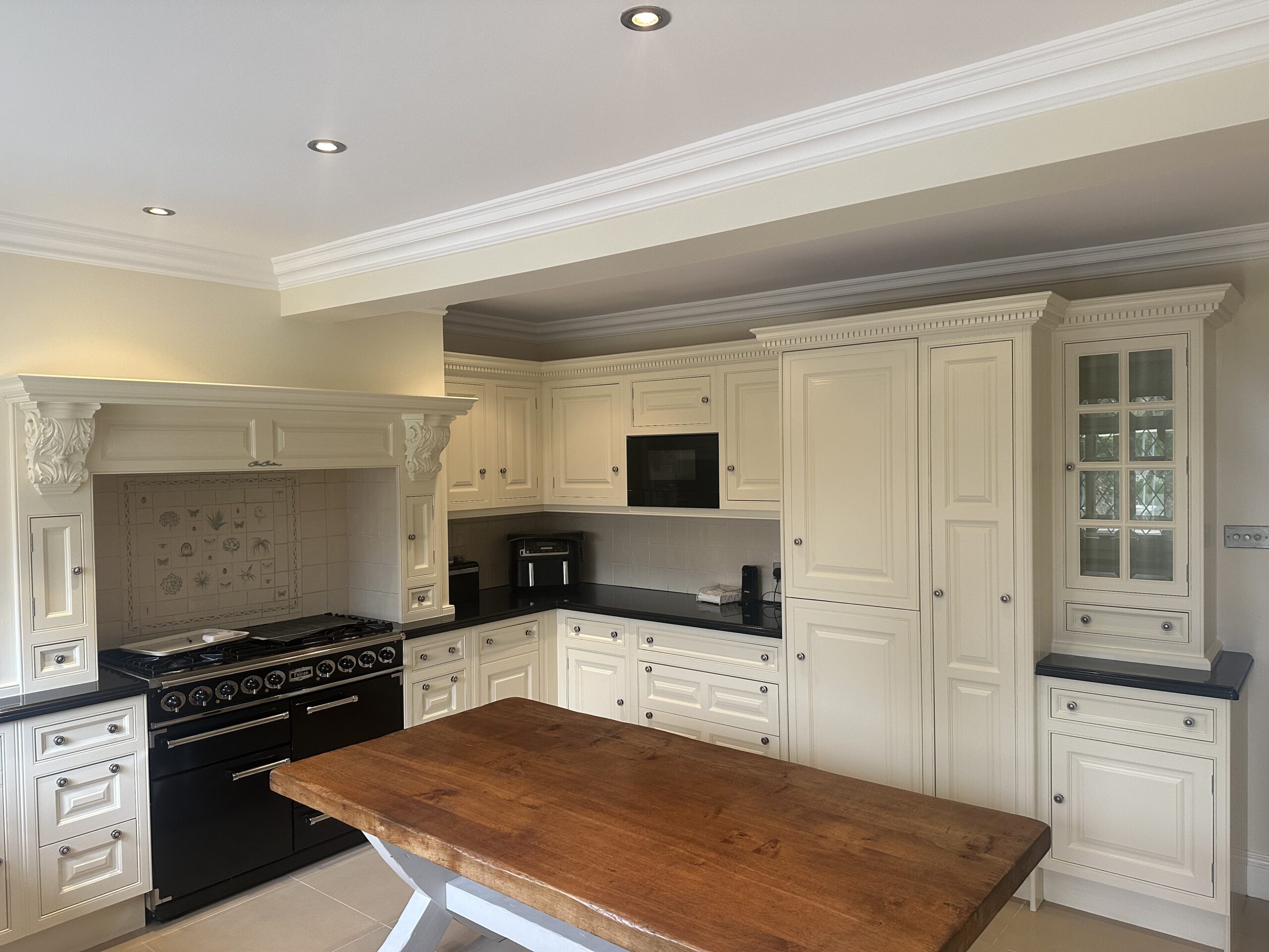 Hand-painted traditional kitchen finished to a high standard
